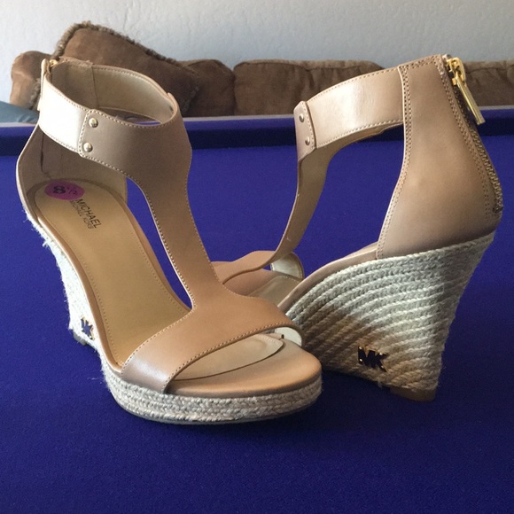 michael kors women's wedges
